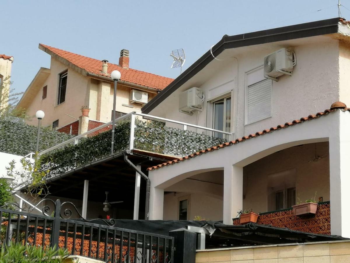 Villetta Sul Mare In Residence 브루콜리 외부 사진